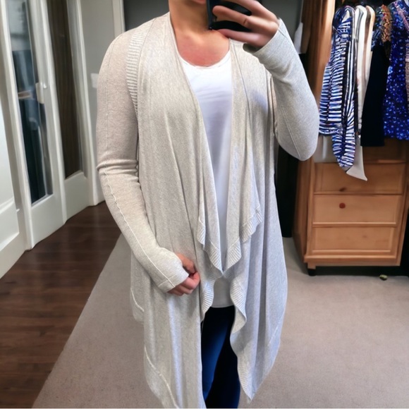 Lululemon Waterfall Open Front Cardigan Size 6 in Light Heather Grey - Picture 1 of 10